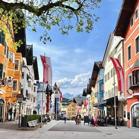 Small & Cozy 2 Bedroom By Belle