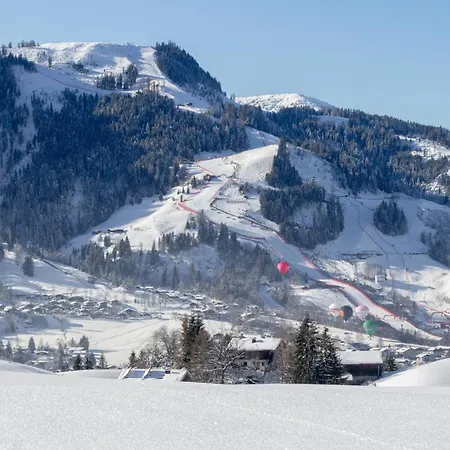 Small & Cozy 2 Bedroom By Belle كيتزبوهيل